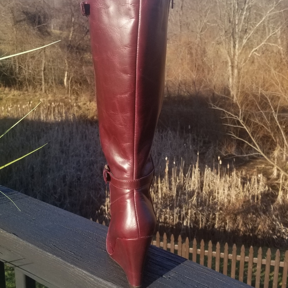 Sangria Knee High Boots - Picture 10 of 11